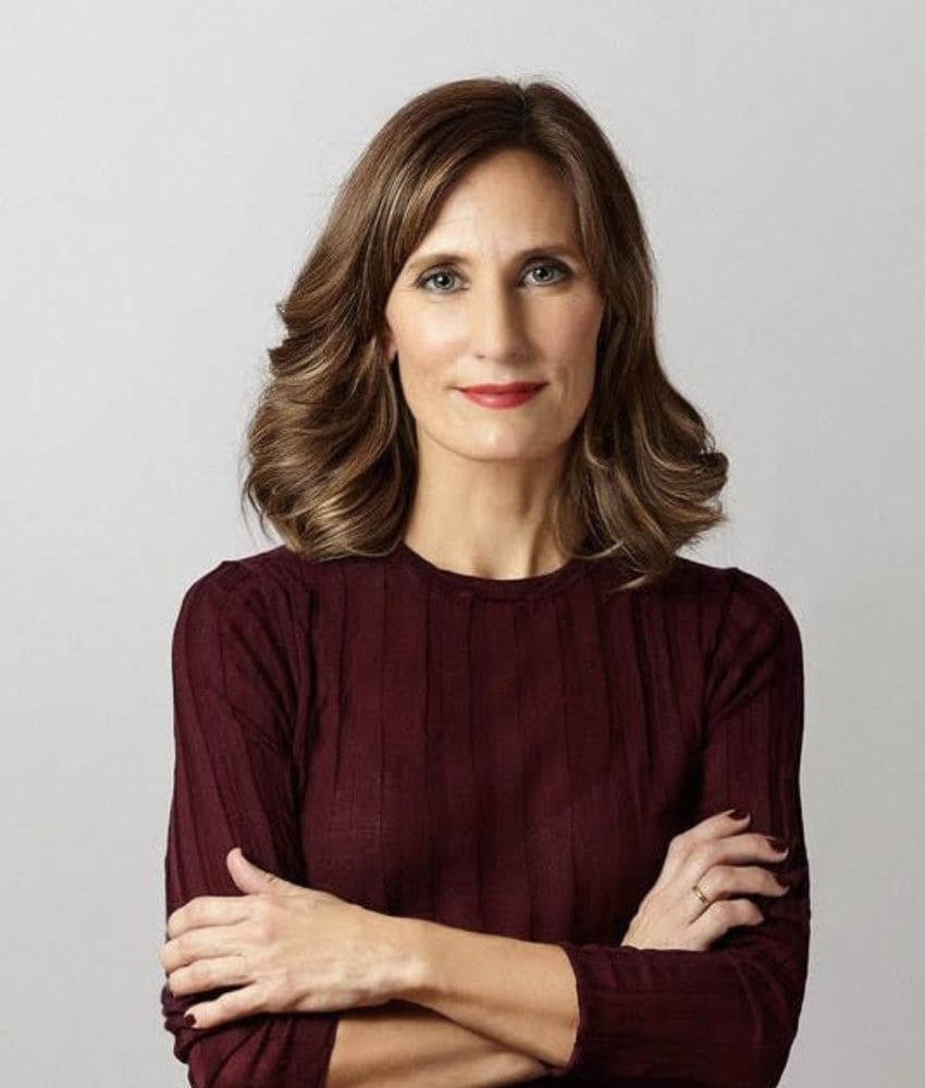 cirujano maxilofacial zaragoza Elena Delso